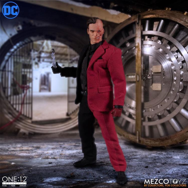 DC One:12 Collective Two-Face