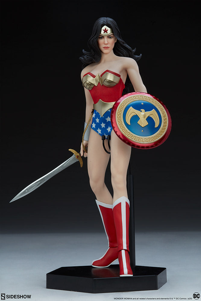 Sideshow Collectibles 1/6 Scale Figure DC Wonder Woman Exclusive