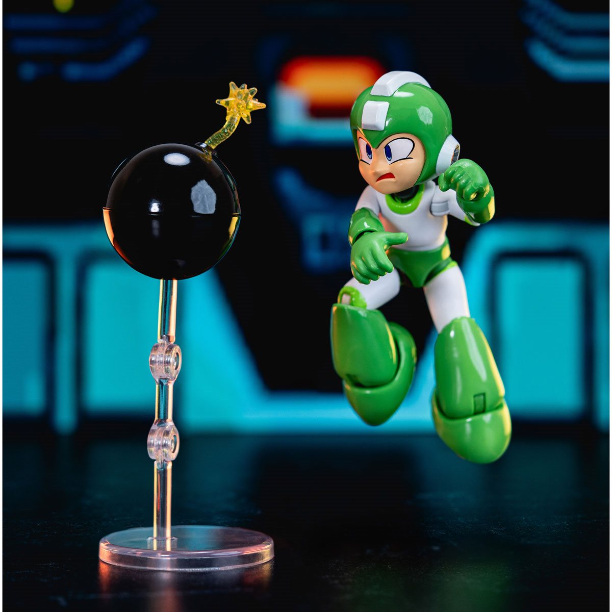 Mega Man: Hyper Bomb Mega Man 1/12 Scale Action Figure