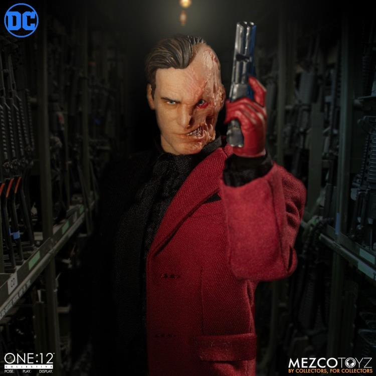 DC One:12 Collective Two-Face
