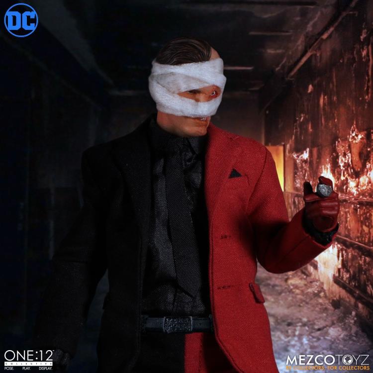 DC One:12 Collective Two-Face