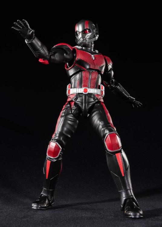 Ant-Man & The Wasp Ant-Man w/ Ant S.H.Figuarts