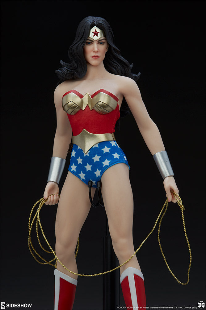 Sideshow Collectibles 1/6 Scale Figure DC Wonder Woman Exclusive